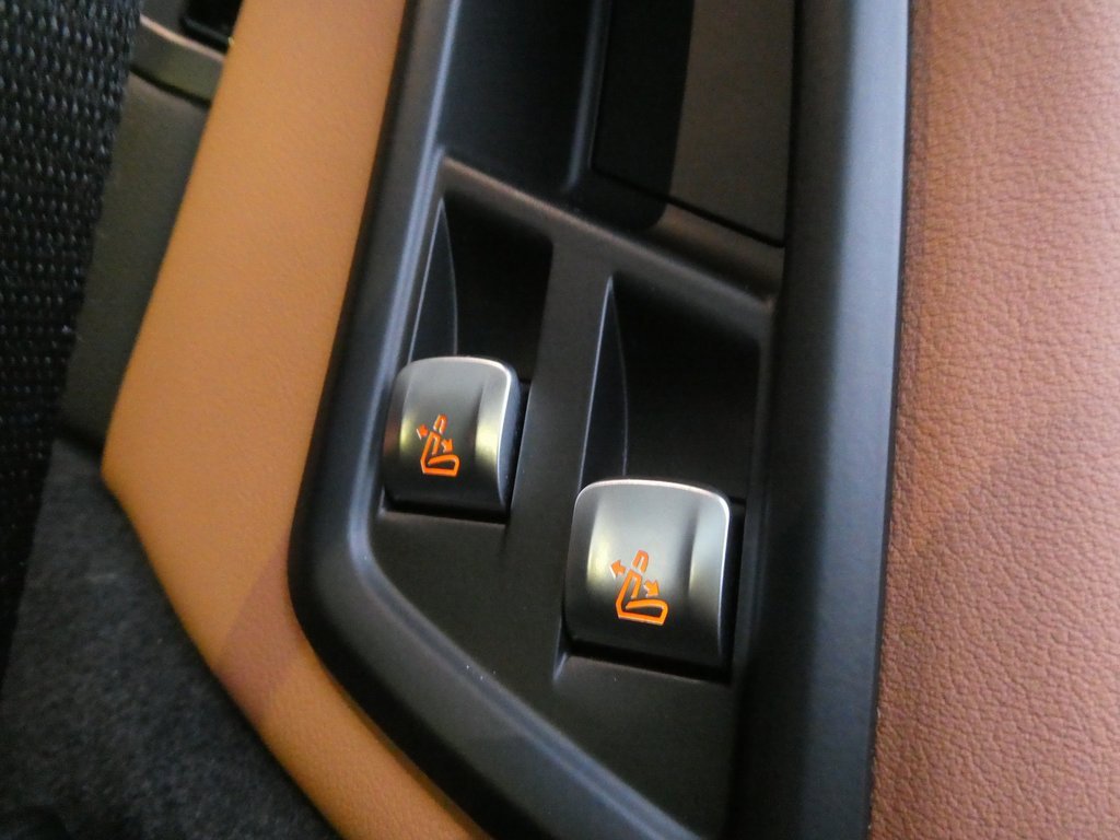 Used 2026 BMW X7 xDrive40i image 66