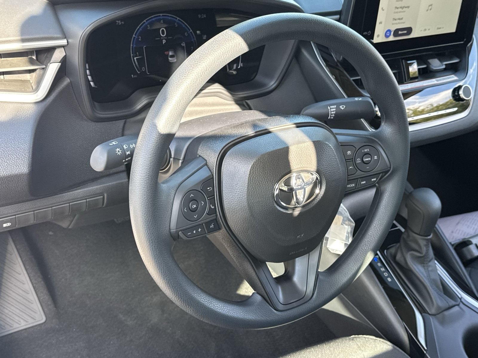 New 2027 Toyota Corolla LE FWD image 24