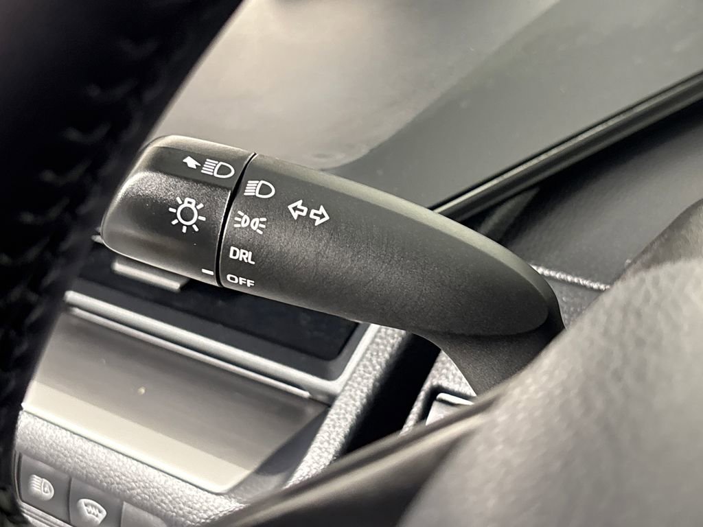 Used 2024 Toyota Prius LE image 16