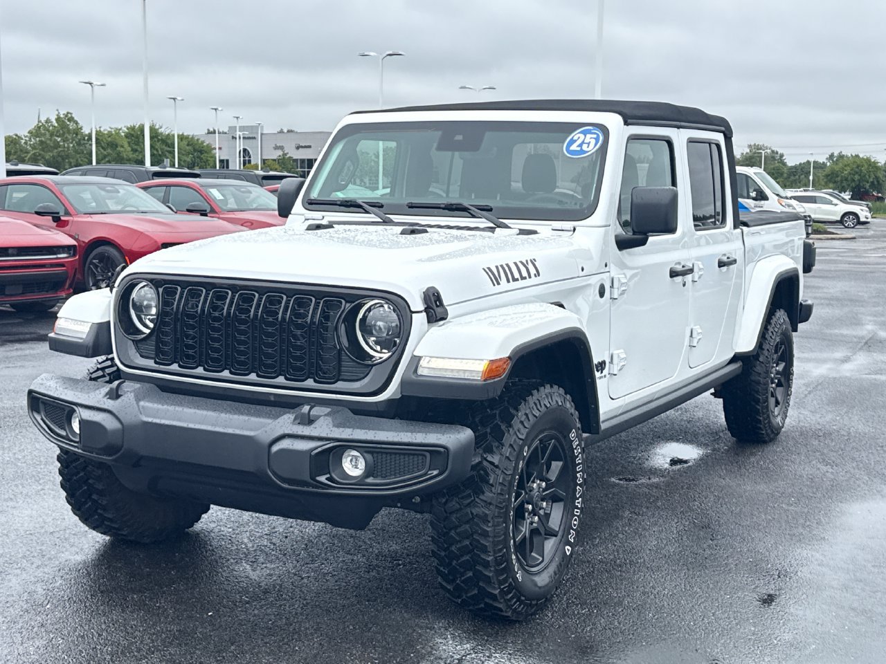 Used 2025 Jeep Gladiator Sport AWD/4WD image 7