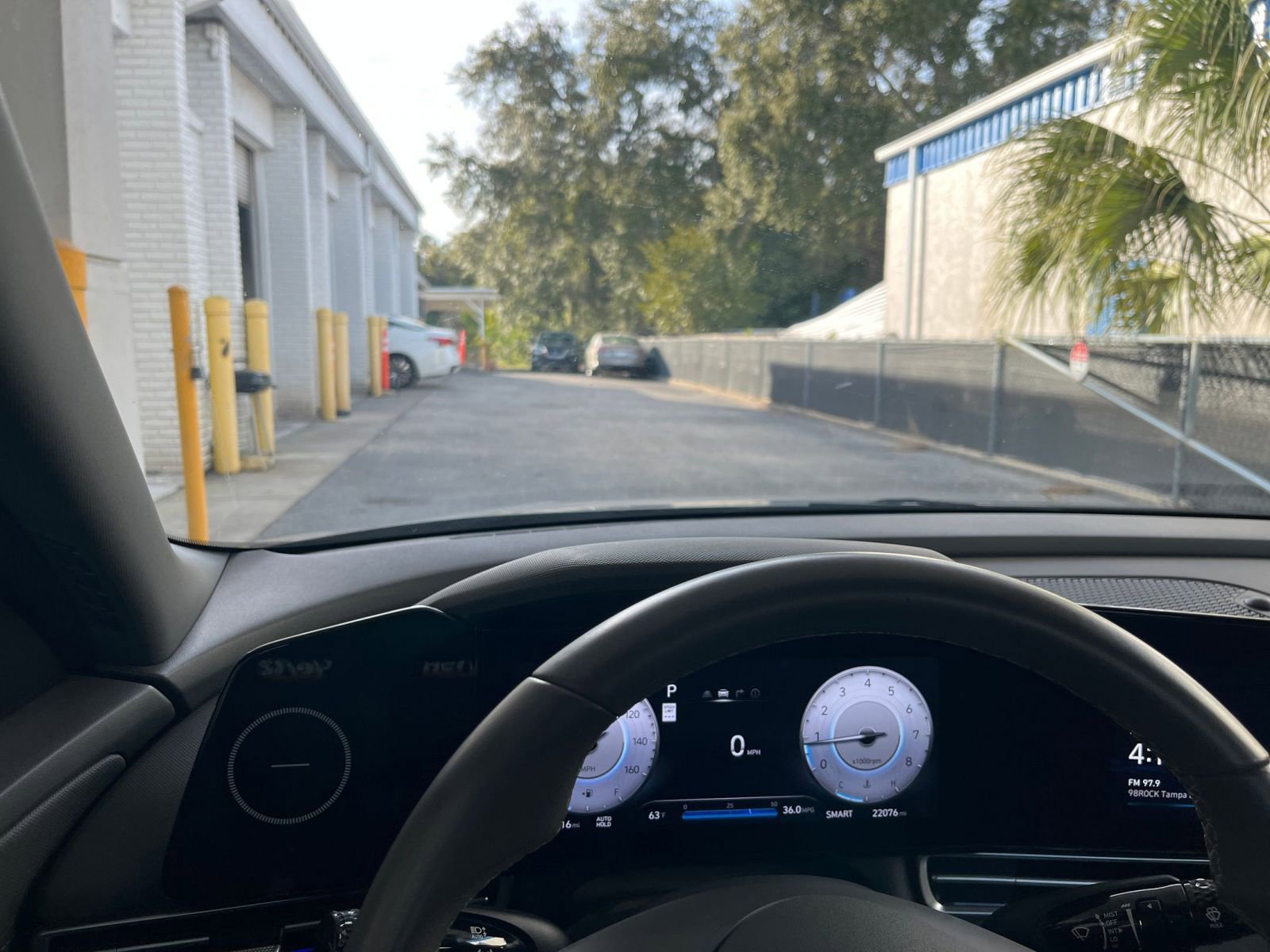 Used 2025 Hyundai Elantra SEL image 35