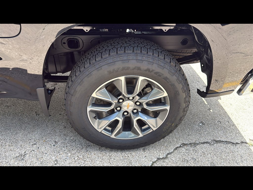 New 2026 Chevrolet Silverado 1500 LT image 26