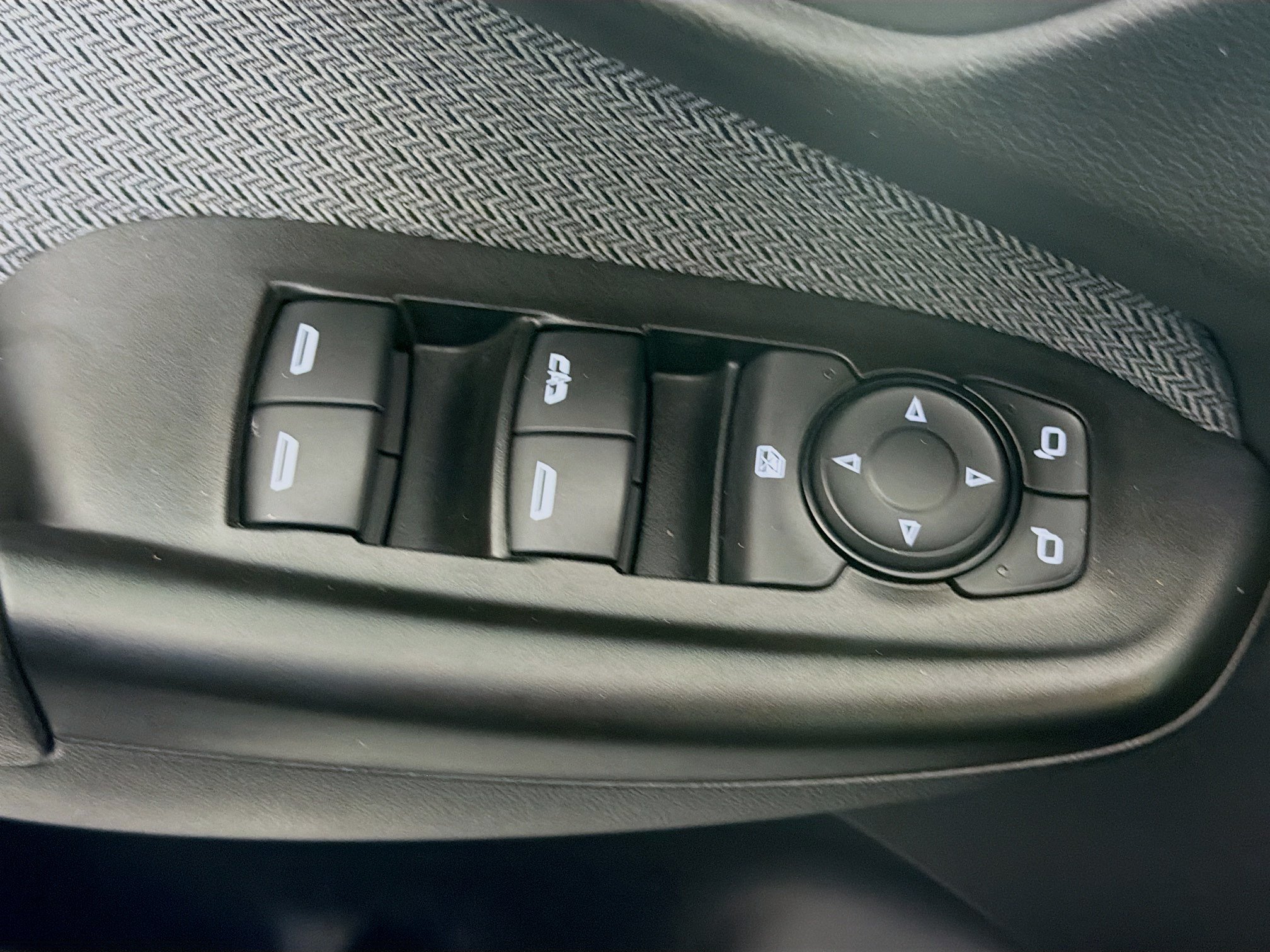 Used 2024 Chevrolet TrailBlazer LT FWD image 15