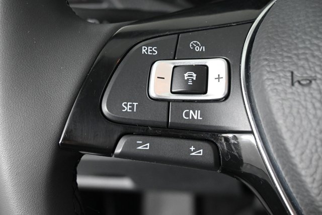 Certified 2021 Volkswagen Passat 2.0T S image 19