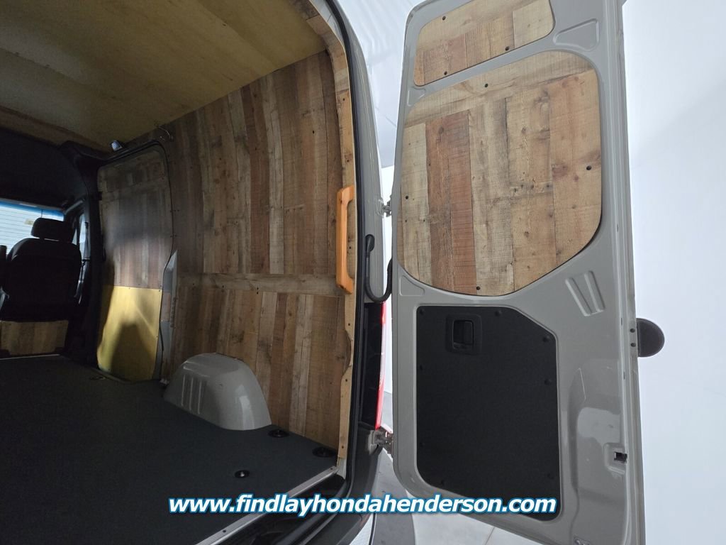 Used 2020 Mercedes-Benz Sprinter 144 Cargo image 18