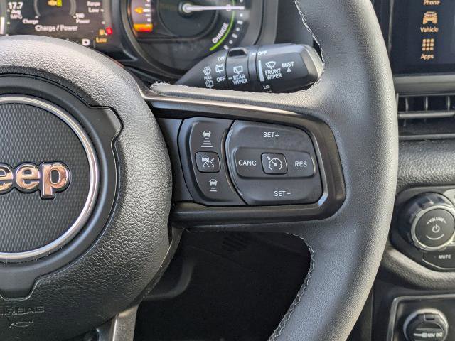 Used 2025 Jeep Wrangler Willys image 21