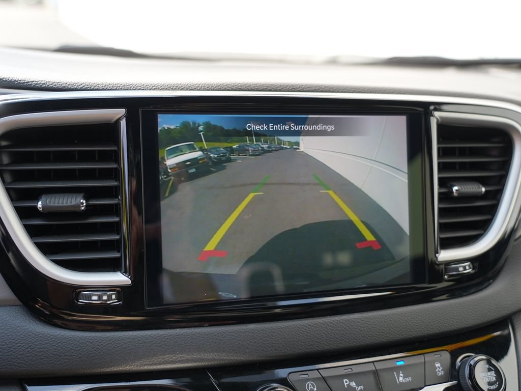 Used 2025 Chrysler Pacifica Select FWD image 33