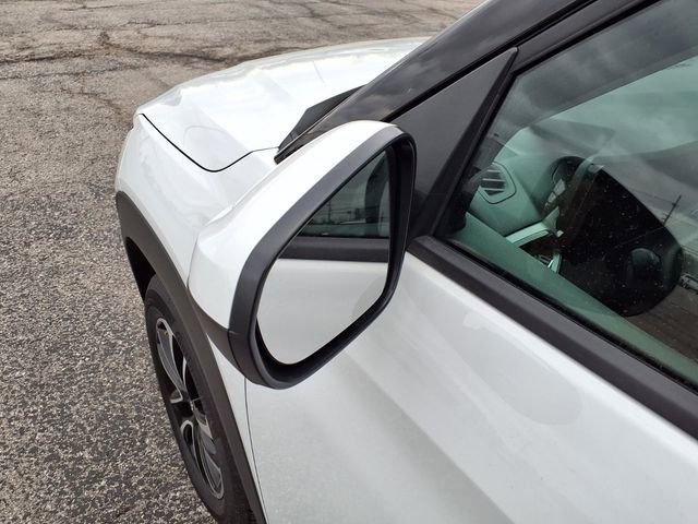 Used 2025 Chevrolet TrailBlazer LT AWD/4WD image 45