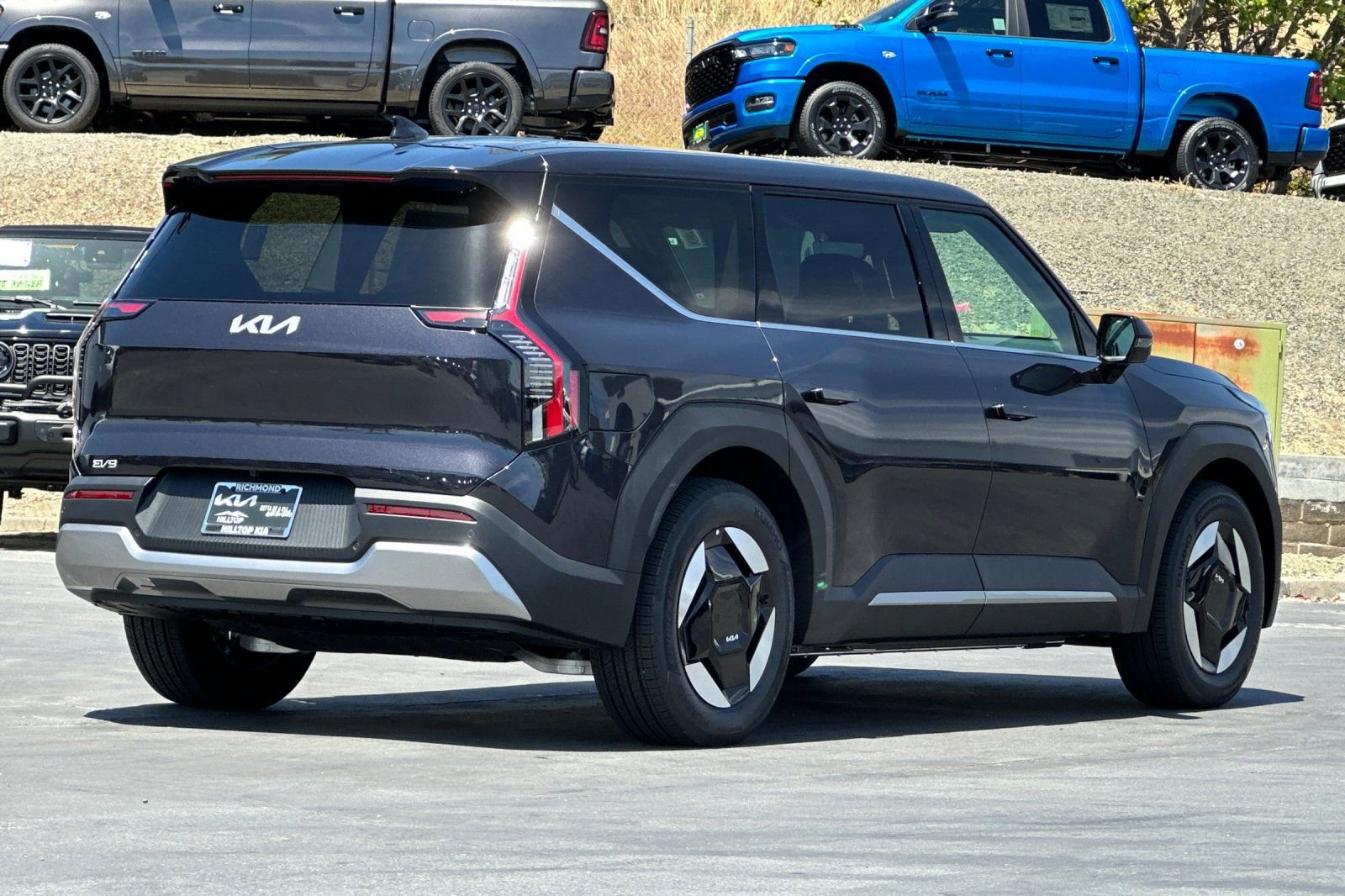 New 2026 Kia EV9 Light RWD image 4