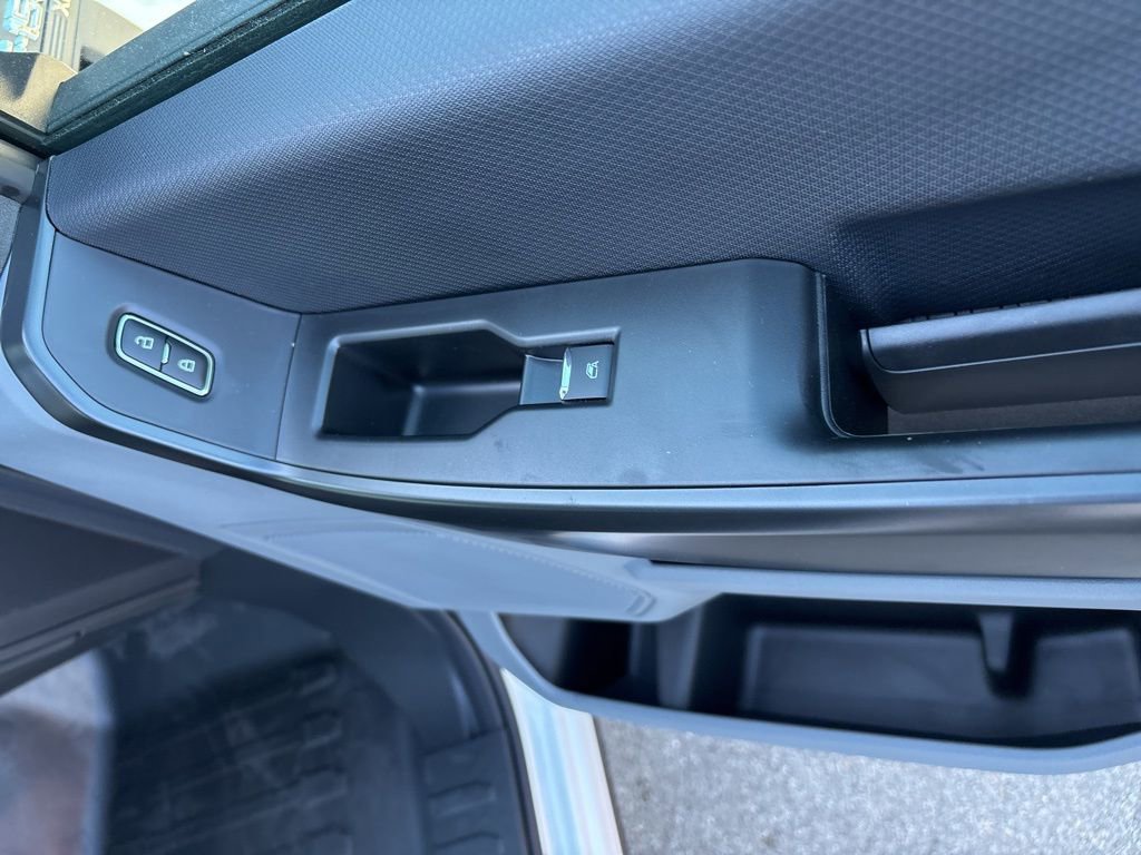 New 2025 Ford F150 XL image 30