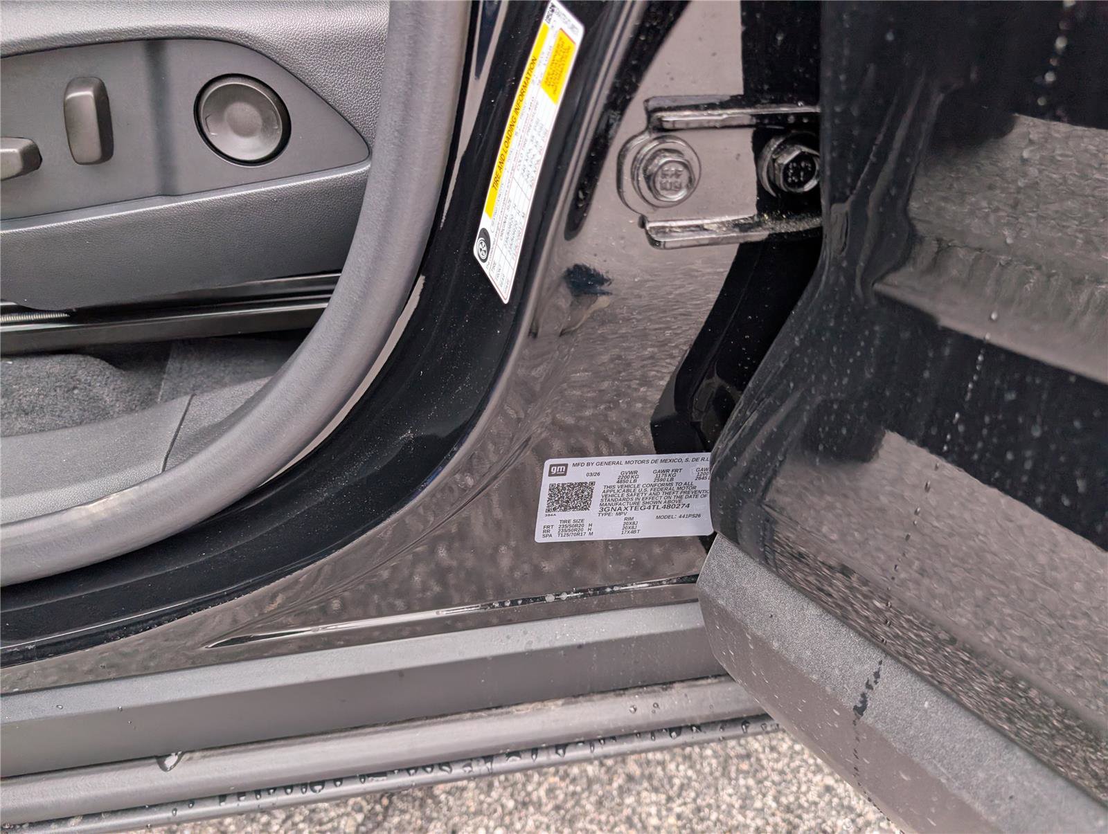 New 2026 Chevrolet Equinox RS w/ Safety and Technology Package AWD/4WD image 13