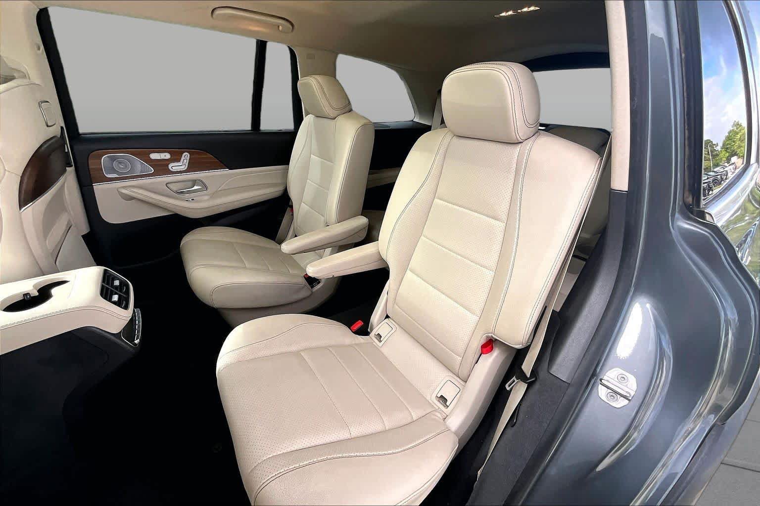 Used 2020 Mercedes-Benz GLS 450 4MATIC image 18
