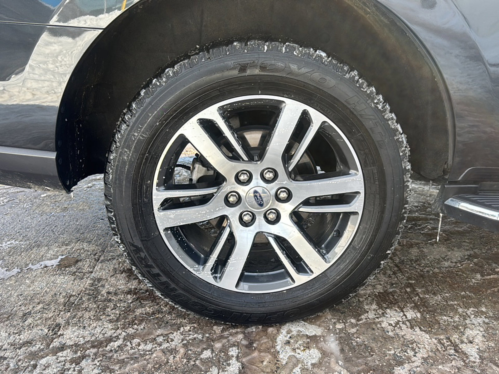 Used 2023 Ford Expedition XLT image 45