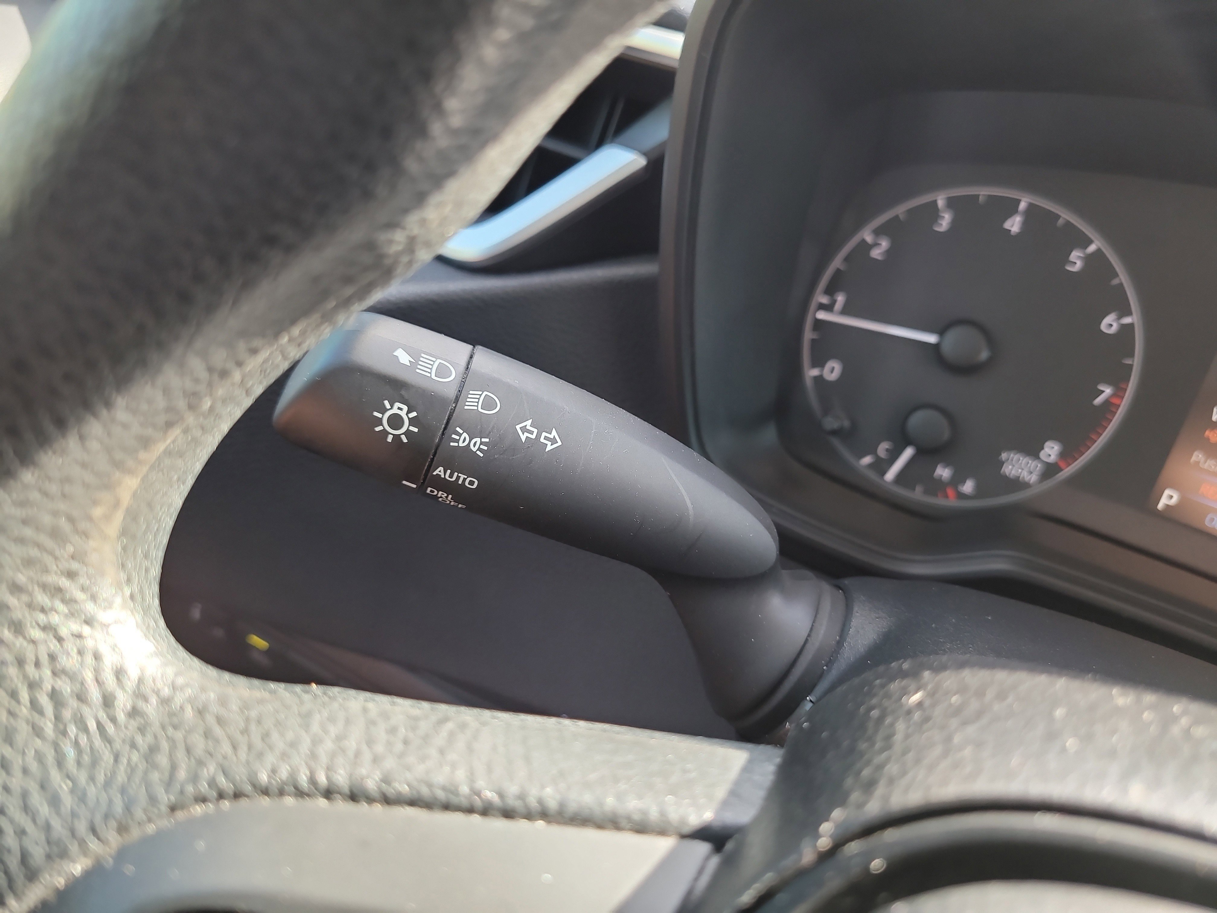 Used 2024 Toyota Corolla LE image 30