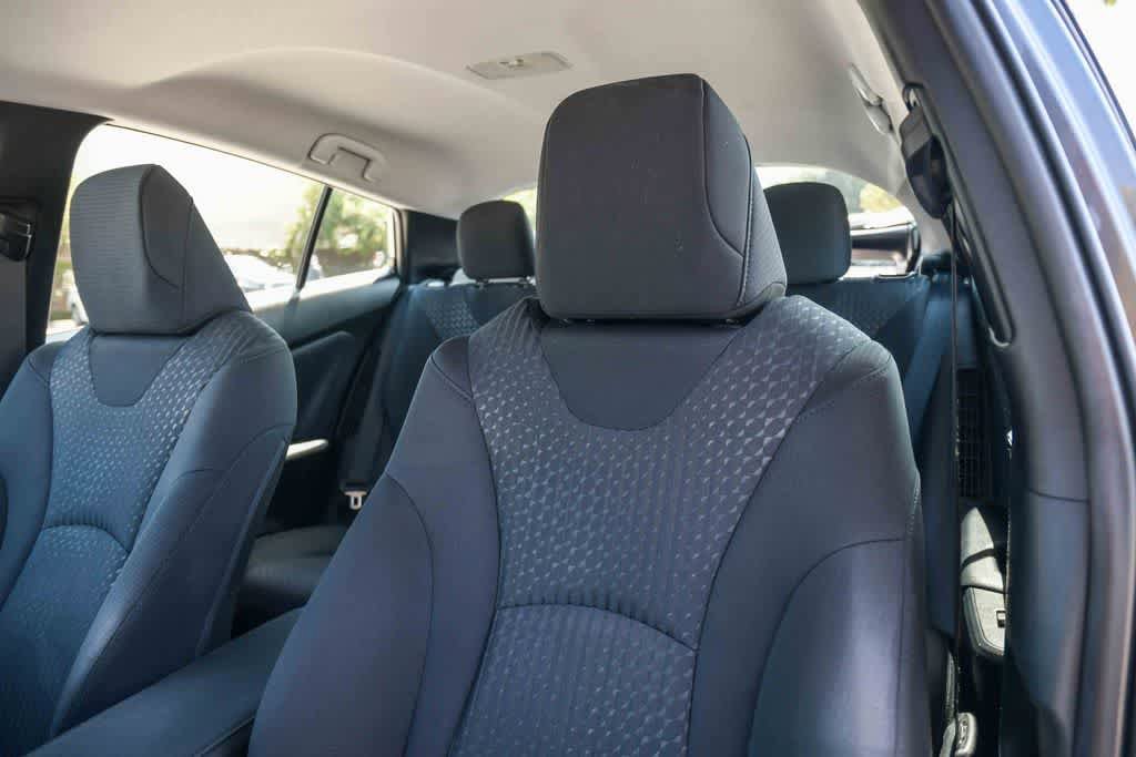 Used 2019 Toyota Prius Prime Plus w/ Carpet Mat Package FWD image 17
