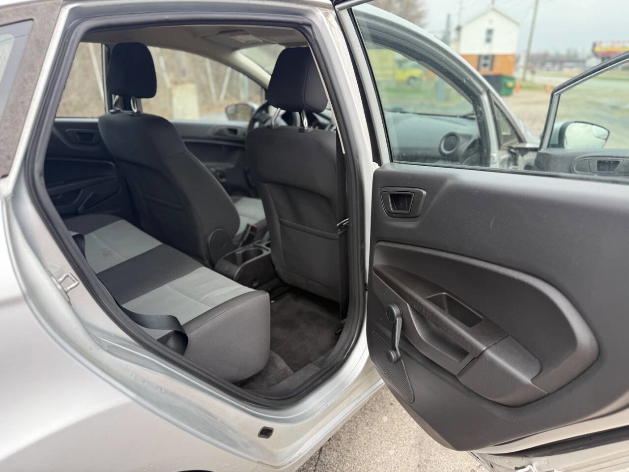 Used 2016 Ford Fiesta S image 12