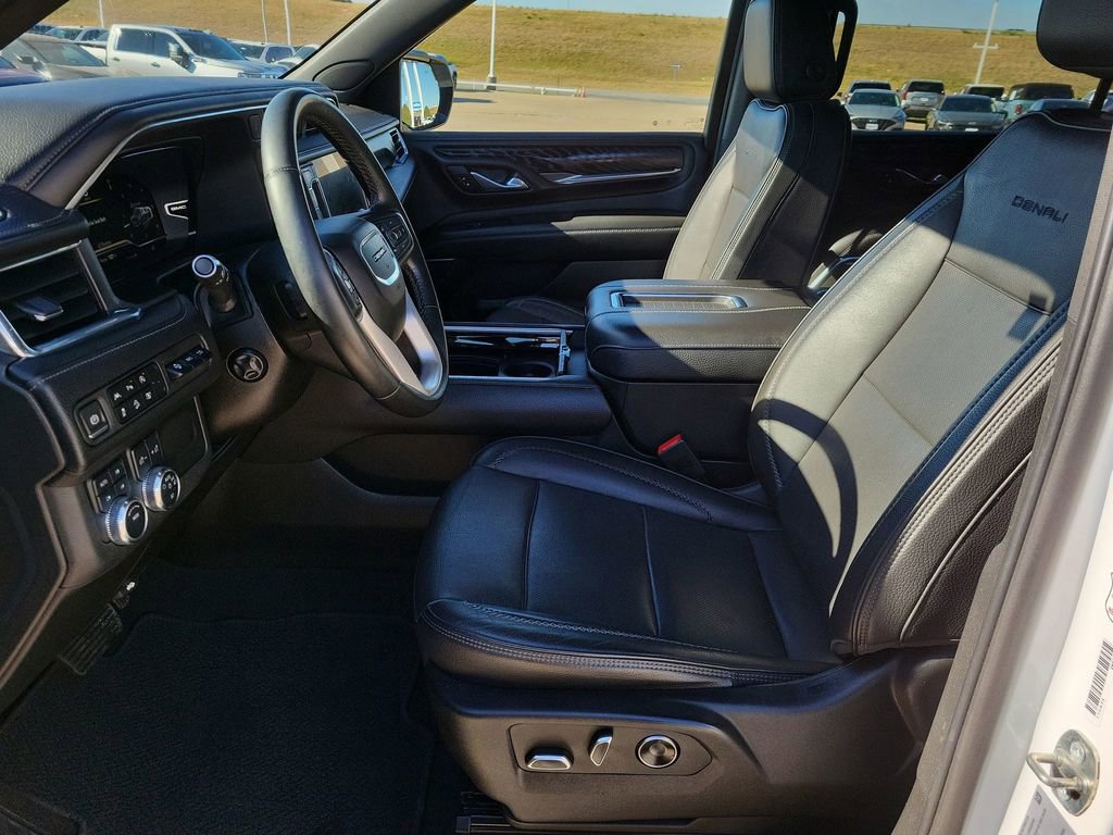 Certified 2023 GMC Yukon XL Denali image 18
