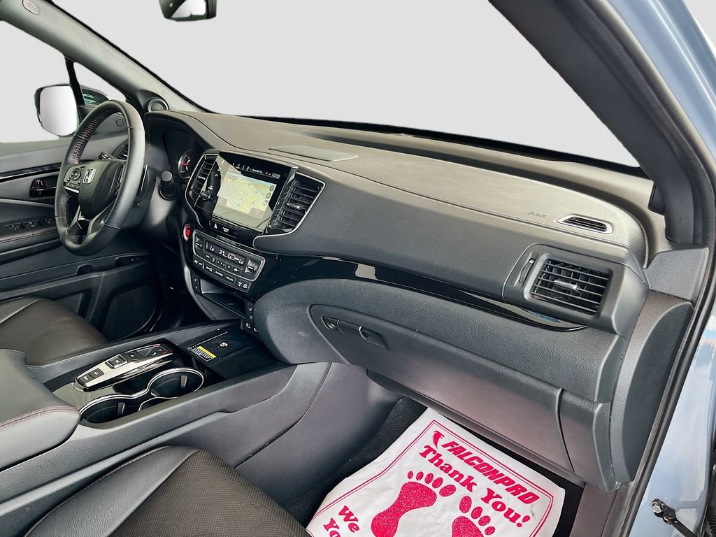 Used 2024 Honda Passport Black Edition image 30