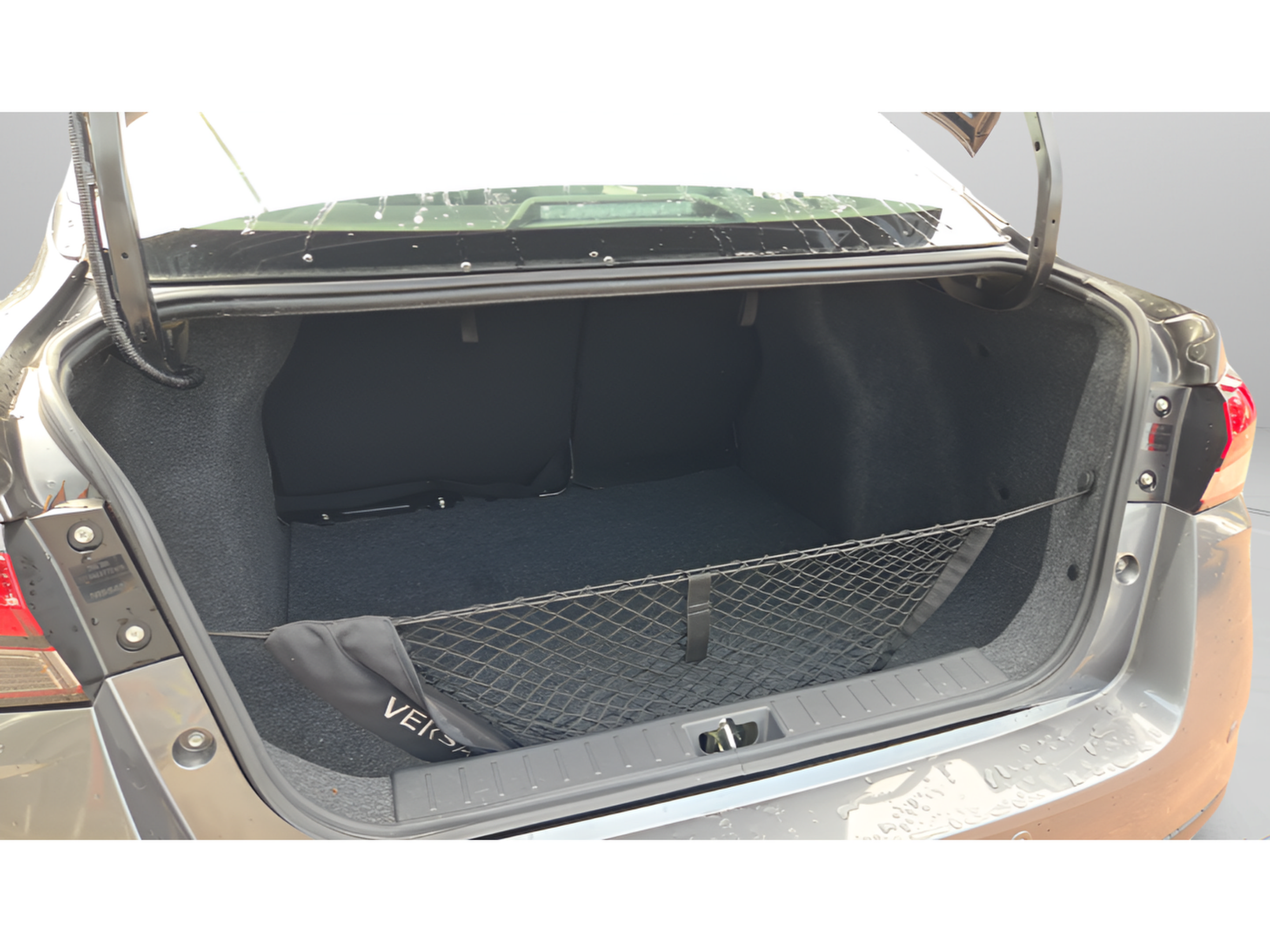 Used 2024 Nissan Versa S w/ S Plus Package FWD image 13