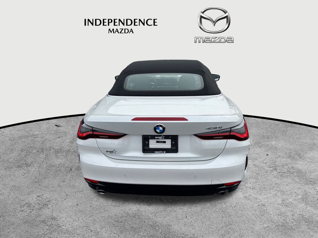 Used 2025 BMW 430i Convertible image 4