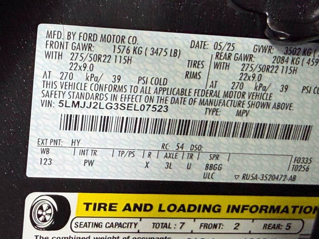 Used 2025 Lincoln Navigator Reserve AWD/4WD image 25