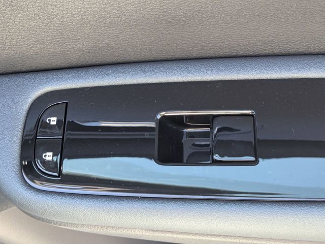 New 2026 Nissan Leaf w/ Floor Mat Package (S+) FWD image 31