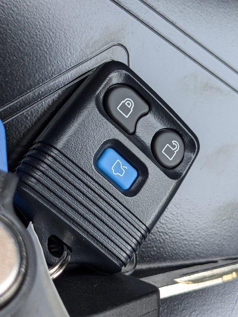 New 2025 Ford Explorer 4WD Police Interceptor image 31