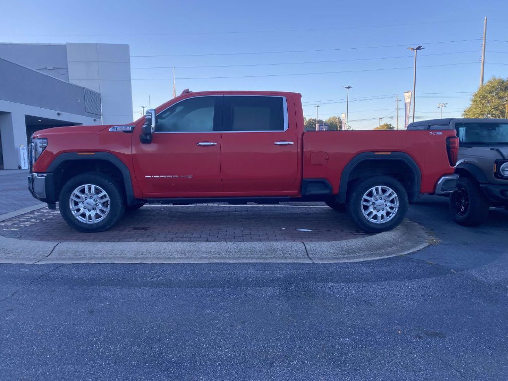 Used 2024 GMC Sierra 2500 SLT w/ SLT Convenience Package AWD/4WD image 3