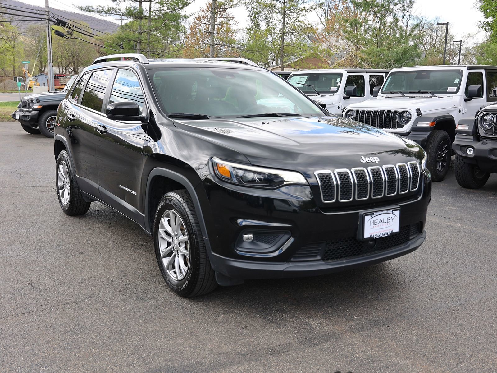 Used 2021 Jeep Cherokee Latitude Lux w/ Comfort/Convenience Group