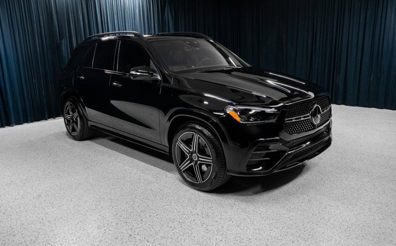 New 2026 Mercedes-Benz GLE 450 4MATIC image 3