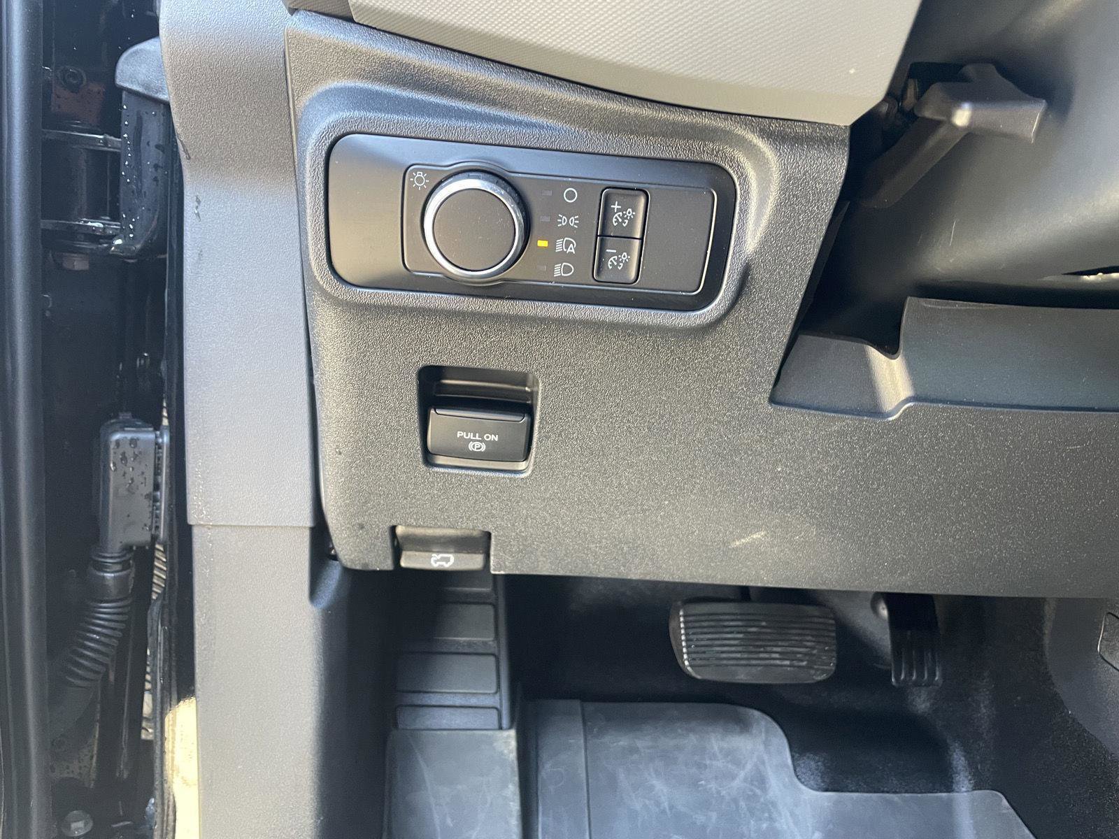 Used 2024 Ford Bronco Black Diamond w/ Sasquatch Package image 14