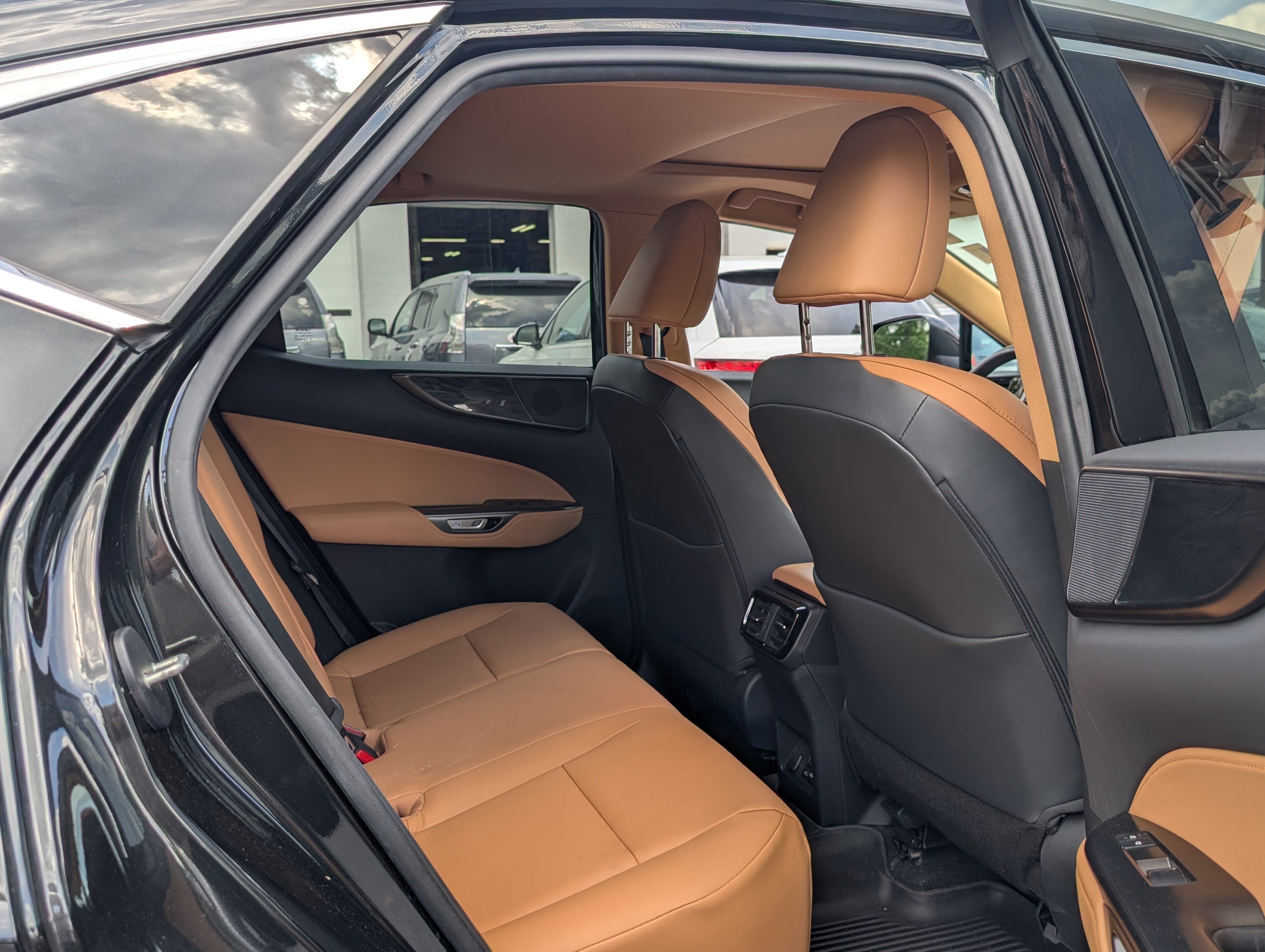 Certified 2024 Lexus NX 350 AWD image 12