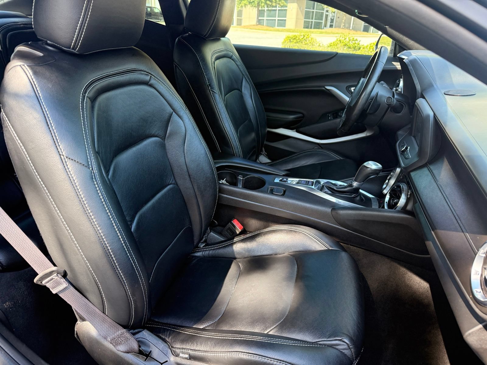 Used 2017 Chevrolet Camaro LT RWD image 37