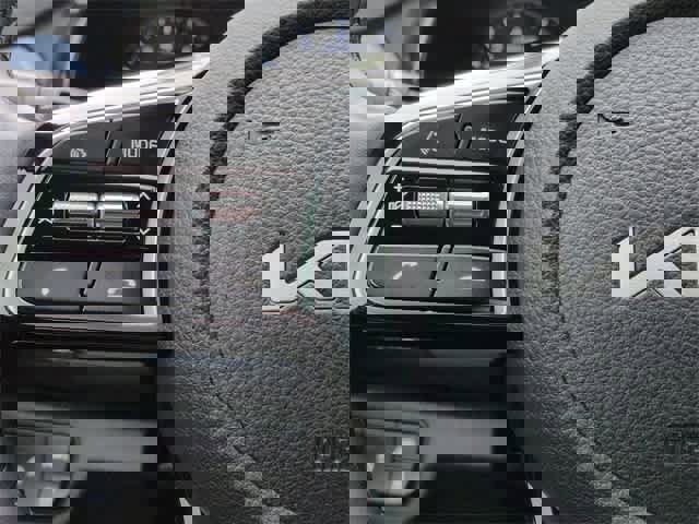 Used 2023 Kia Seltos S image 24