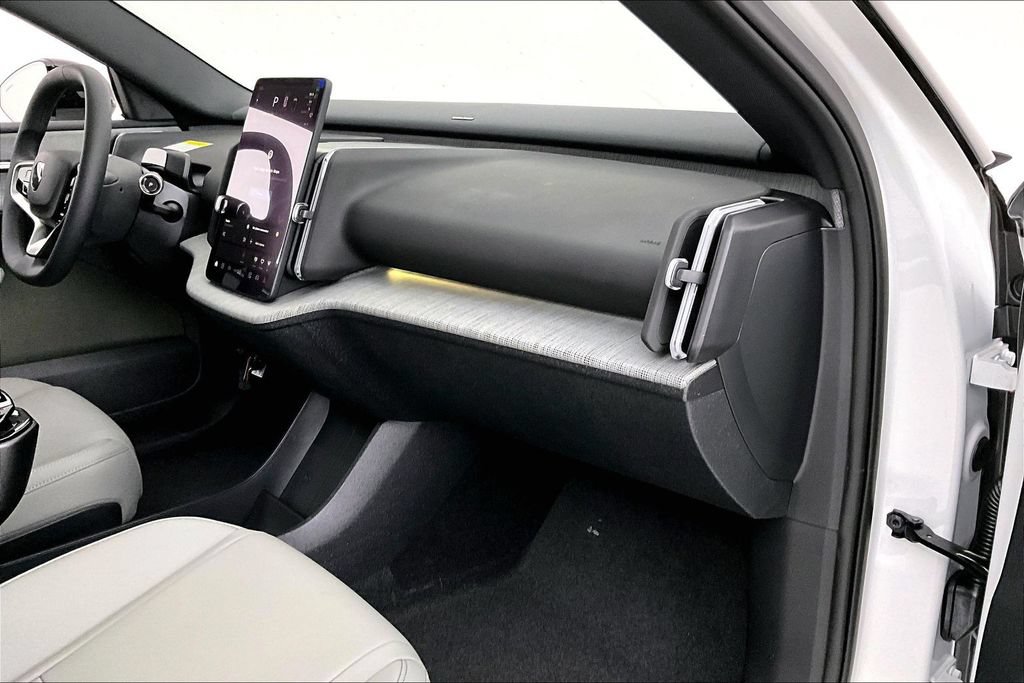 New 2026 Volvo EX30 Ultra w/ Protection Package AWD/4WD image 13