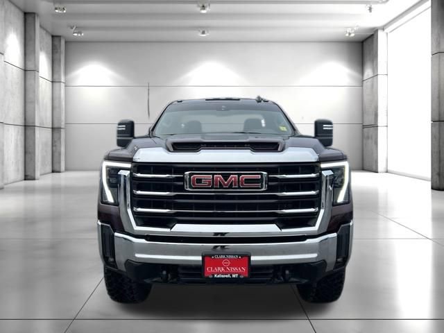 Used 2024 GMC Sierra 2500 SLE w/ SLE Convenience Package image 2