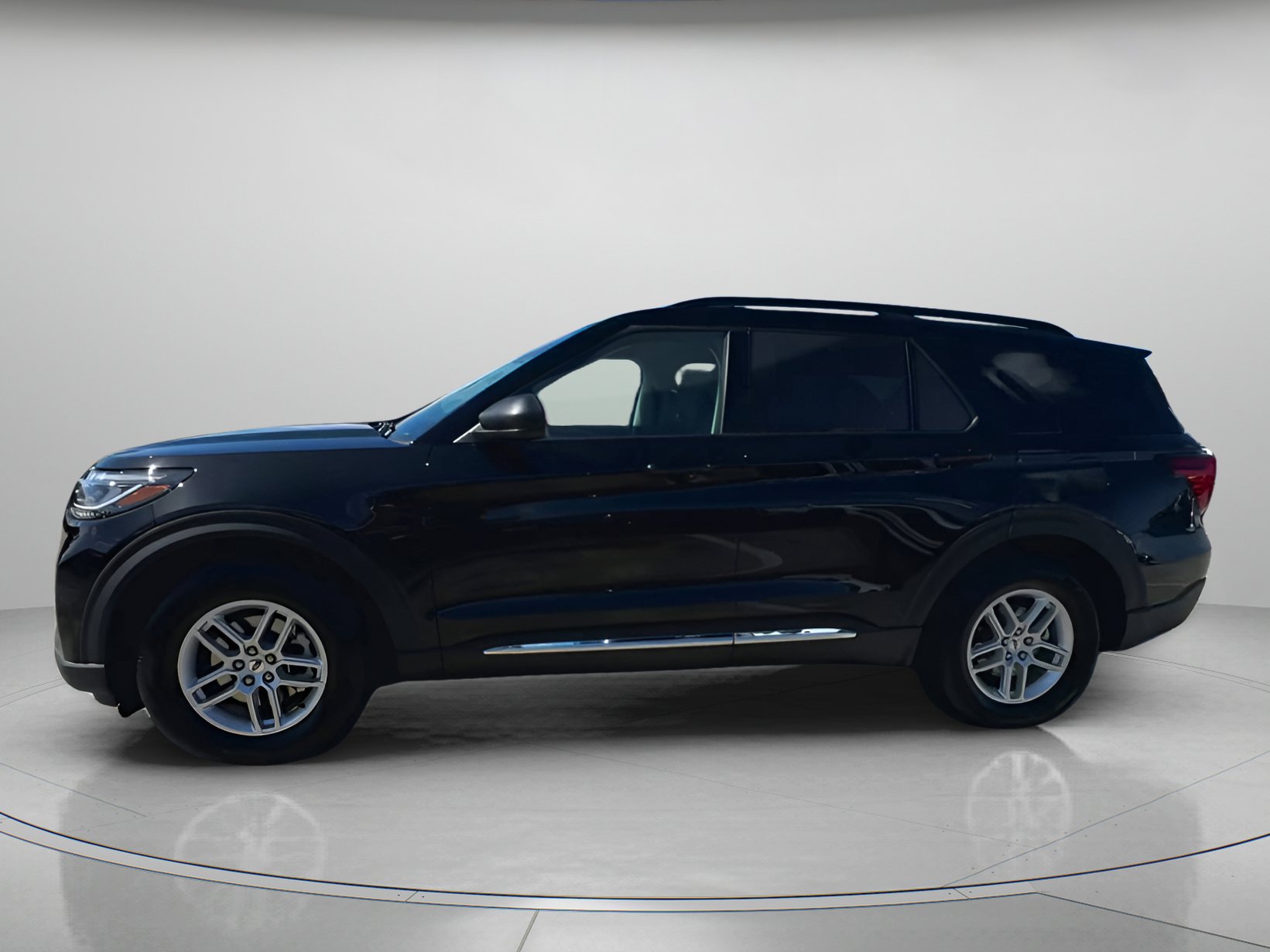 New 2025 Ford Explorer Active w/ Active Comfort Package image 15