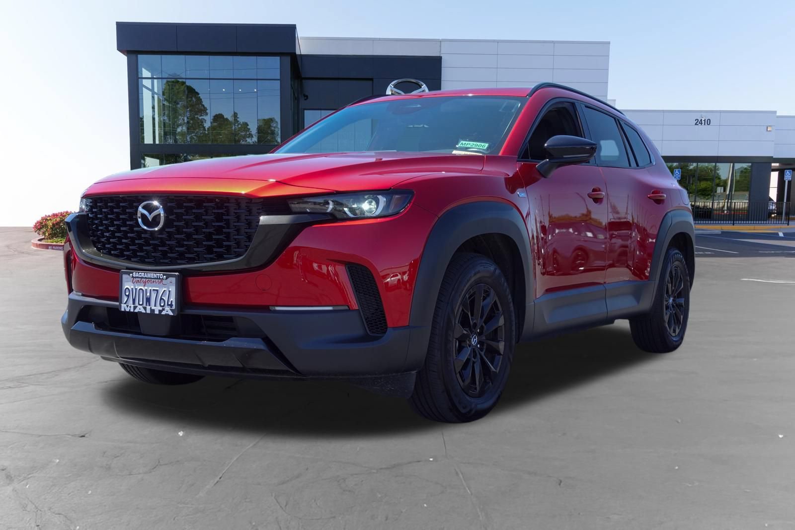 Used 2025 MAZDA CX-50 AWD 2.5 Hybrid w/ Premium Pkg image 9