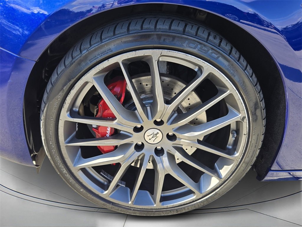 Used 2022 Maserati Ghibli Modena Q4 image 9