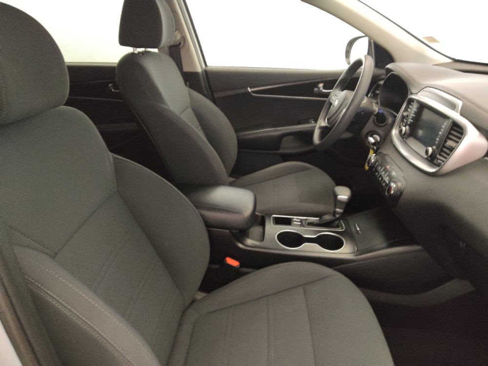 Used 2019 Kia Sorento FWD image 21