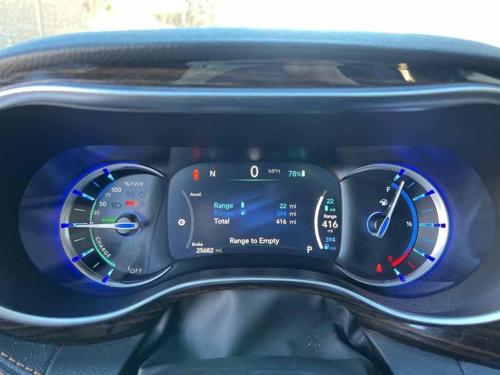 Certified 2022 Chrysler Pacifica Pinnacle image 16