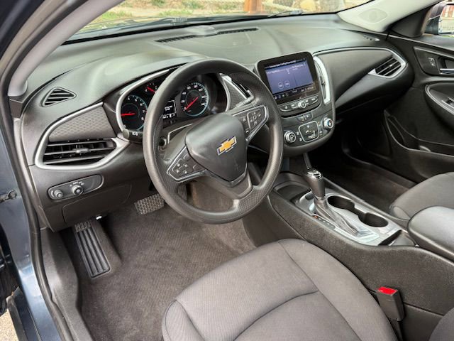 Used 2020 Chevrolet Malibu LS image 8