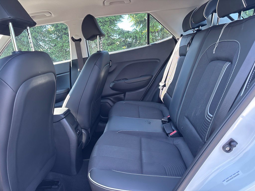 New 2026 Hyundai Venue SEL FWD image 11
