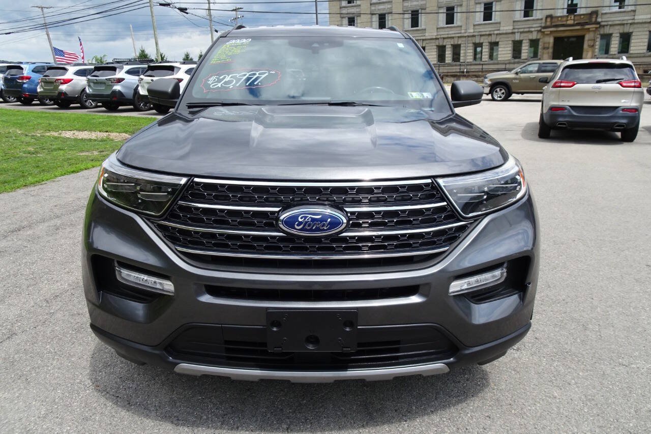 Used 2020 Ford Explorer XLT w/ Equipment Group 202A AWD/4WD image 3