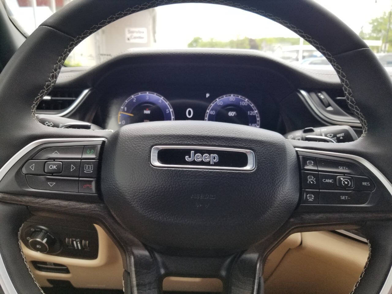 Used 2024 Jeep Grand Cherokee L Limited w/ Trailer Tow Package AWD/4WD image 33