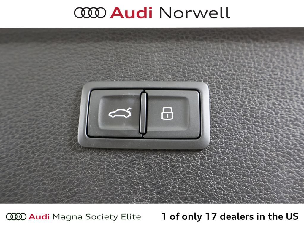 Used 2023 Audi Q5 2.0T Prestige AWD/4WD image 17