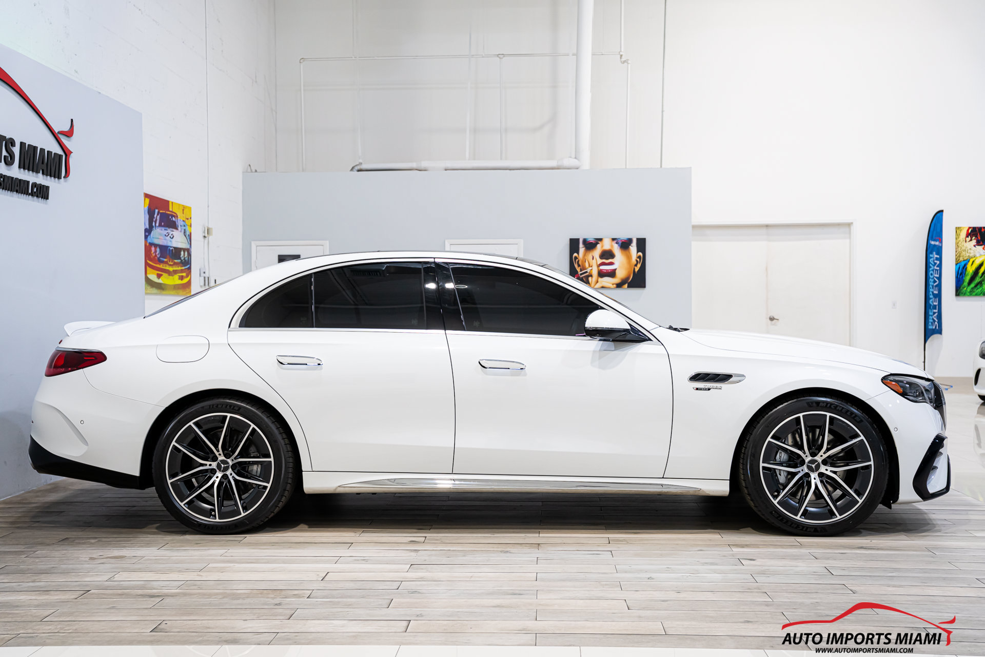 Used 2025 Mercedes-Benz E 53 AMG e 4MATIC Sedan w/ Driver Assistance Package image 24
