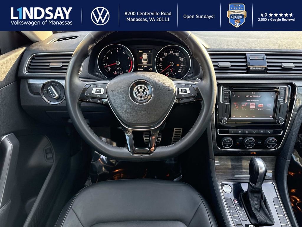 Used 2018 Volkswagen Passat 2.0T SEL Premium image 12