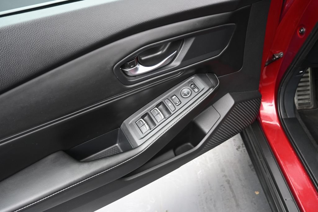 Used 2023 Honda Accord Sport image 16
