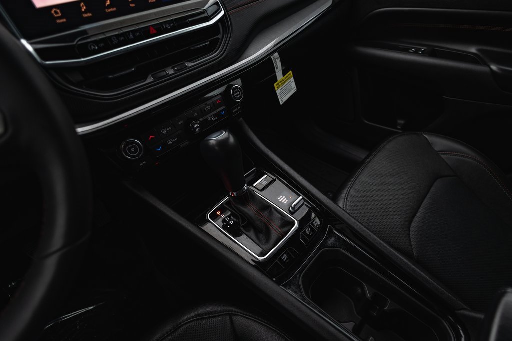 Used 2023 Jeep Compass Trailhawk w/ Trailhawk Elite Group image 20